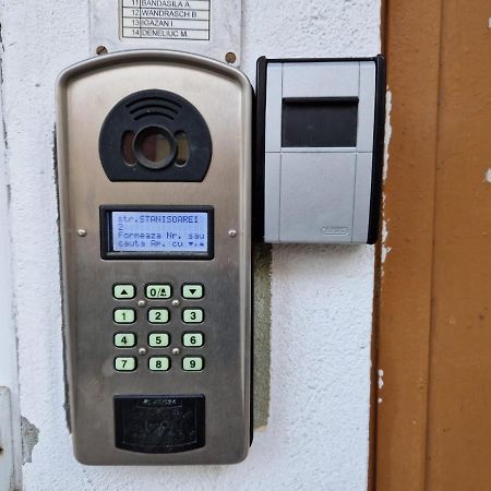 Marcos Apartments - Stanisoarei - Self Check-In Resita Ngoại thất bức ảnh
